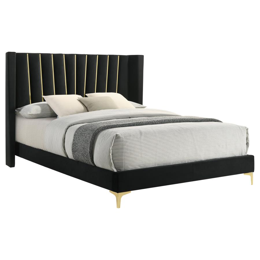 Kendas 4-piece Tufted Panel Queen Bedroom Set Black and Gold