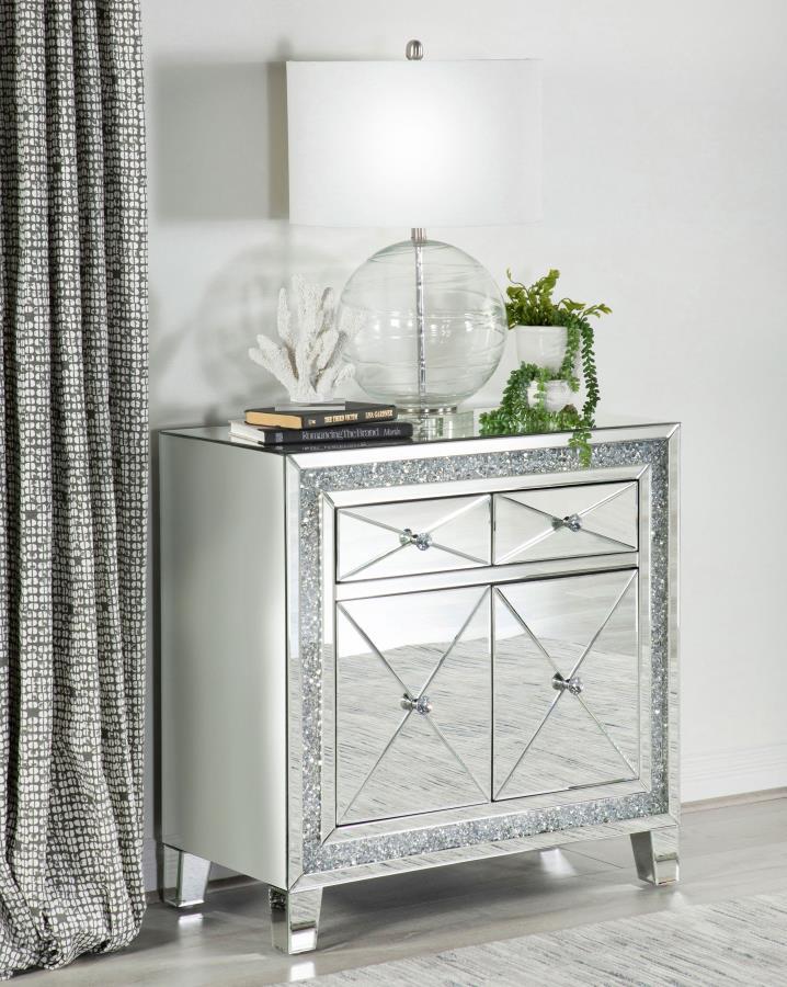 Arwen - Accent Mirrored Cabinet - Pearl Silver