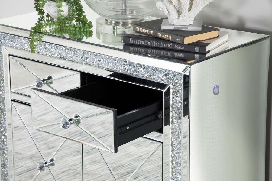 Arwen - Accent Mirrored Cabinet - Pearl Silver