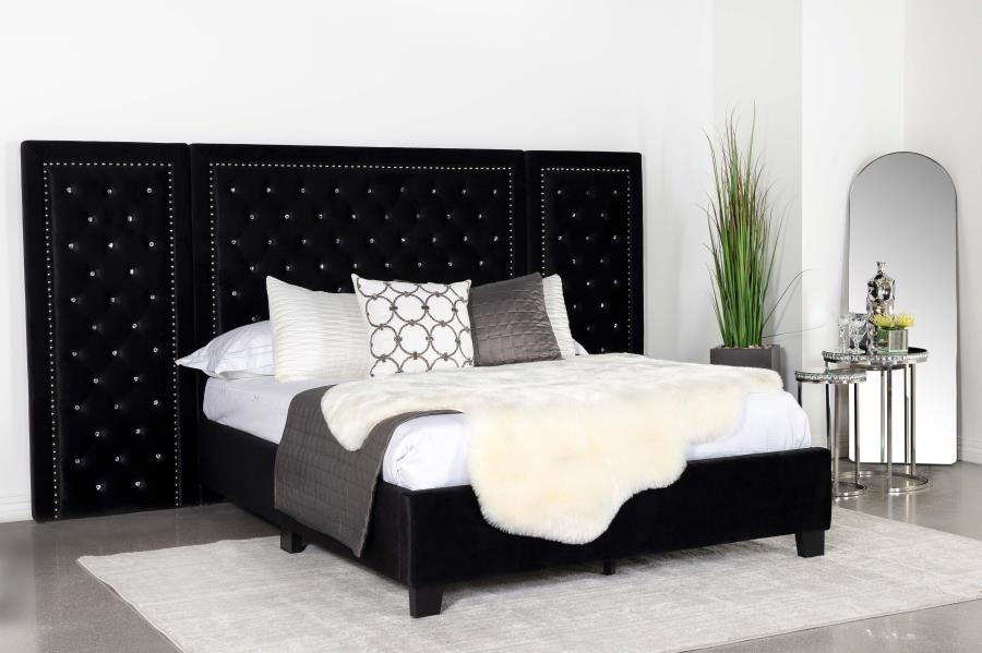 Hailey - California King Bed And Wing Panel Set - Black