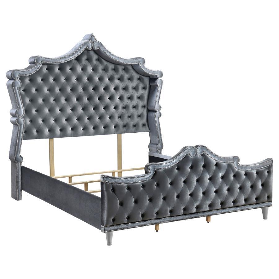 5 Piece Set California King Bed - Gray