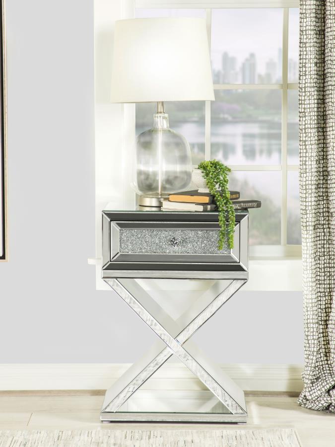 Hazel - Accent Table - Pearl Silver