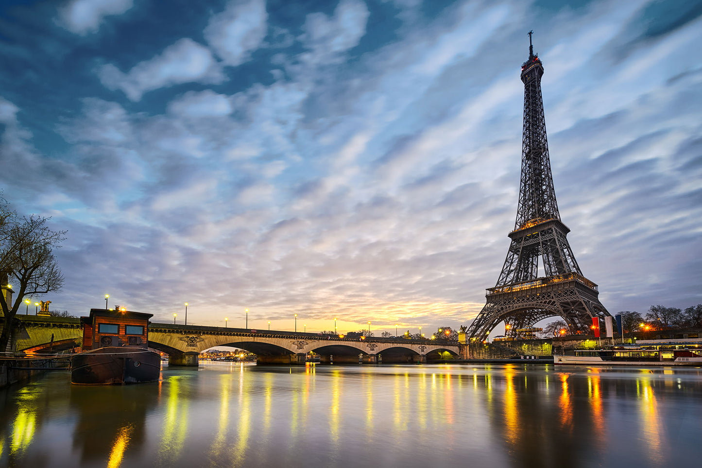 Tempered Glass Plus Foil Eiffel Tower