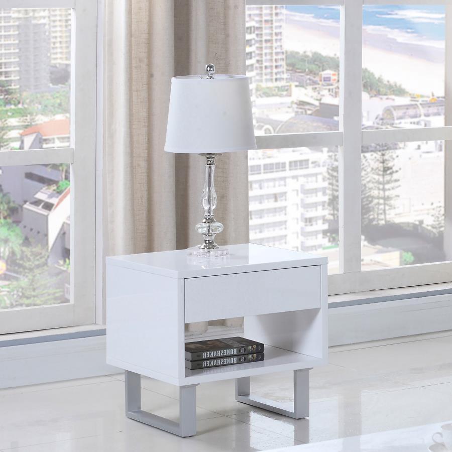 Atchsion - 1-Drawer End Table - White