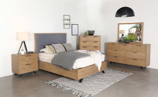 Taylor - King Bed 5 Piece Set - Light Brown