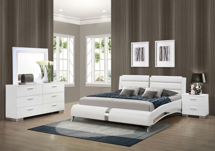 Jeremaine - Eastern King Bed 4 Piece Set - White