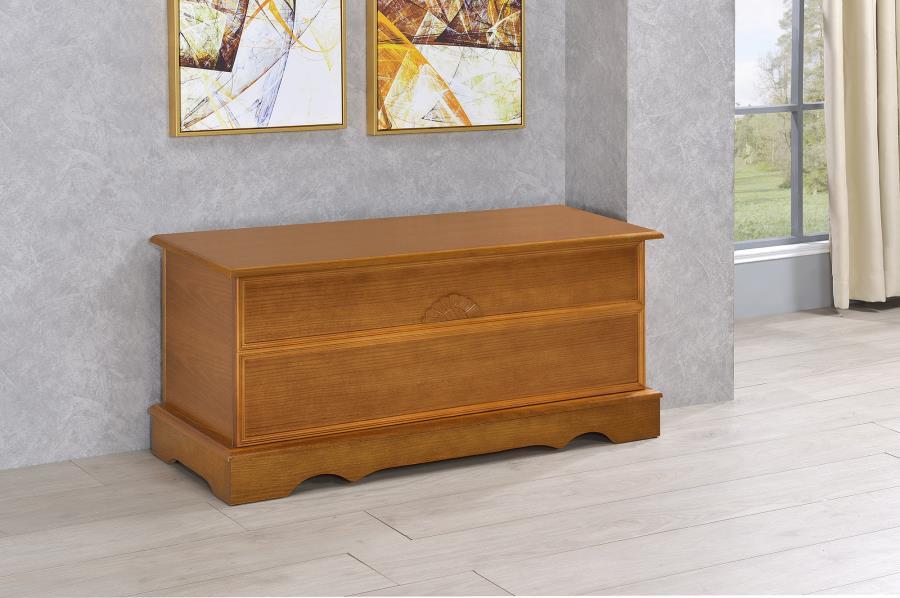 Coaster - Rectangular Cedar Chest