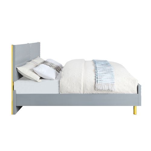 Gaines High Gloss Finish Bed