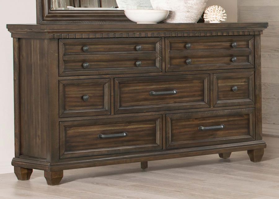 Bennington - 7-Drawer Dresser - Brown